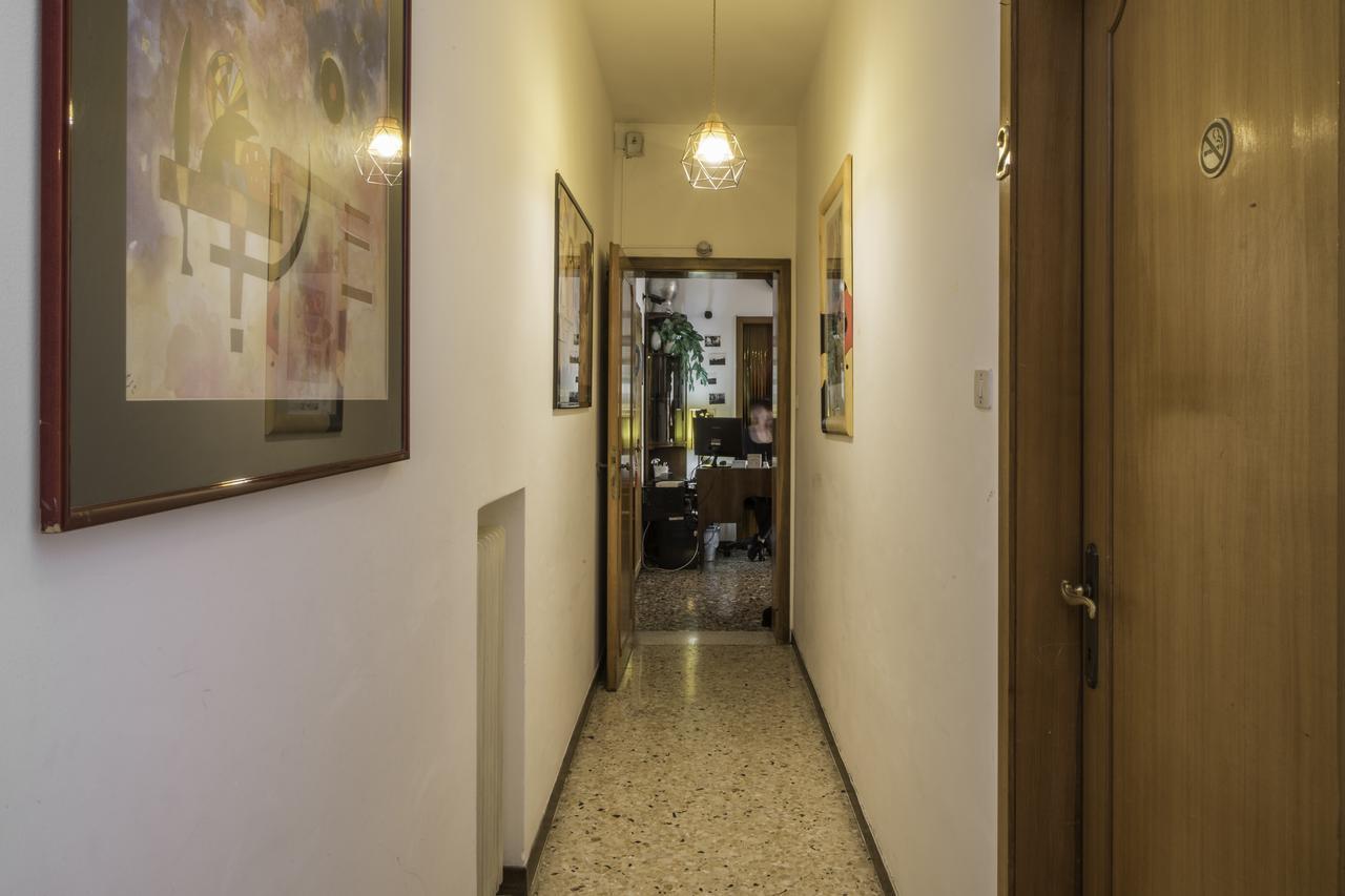 The Academy Hostel Venice Luaran gambar